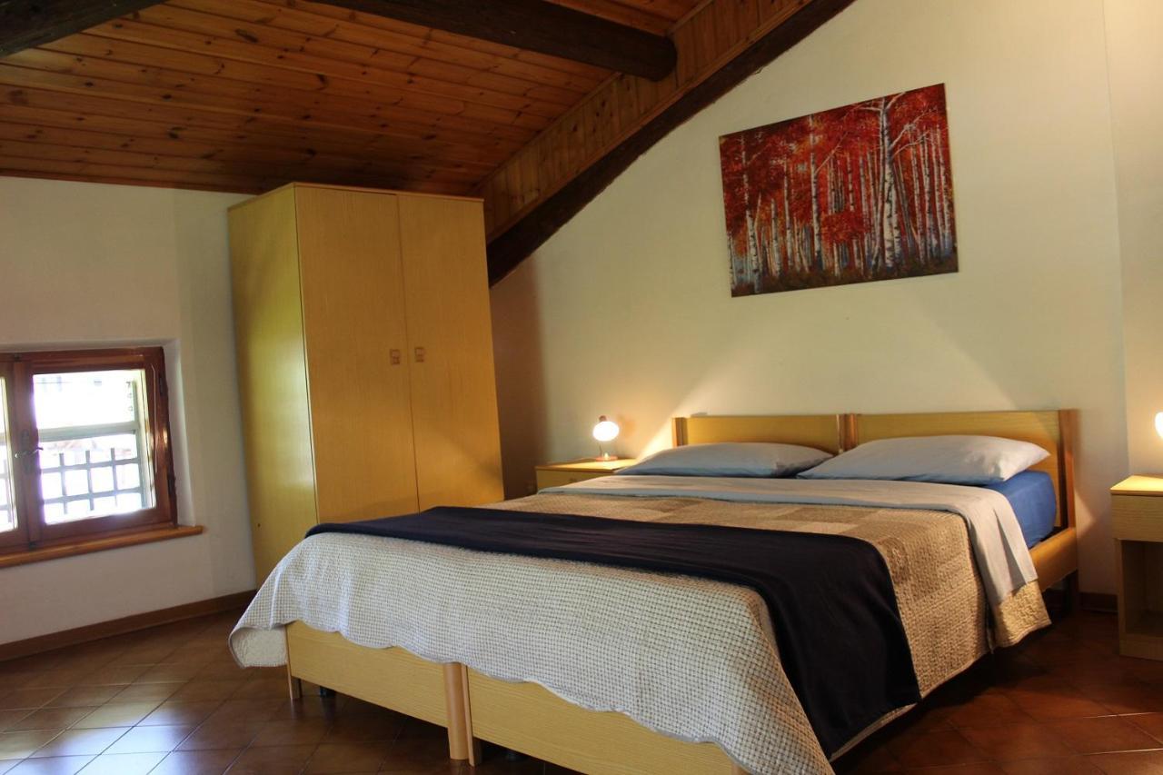 Residence Zecchini Tiarno di Sotto Bagian luar foto